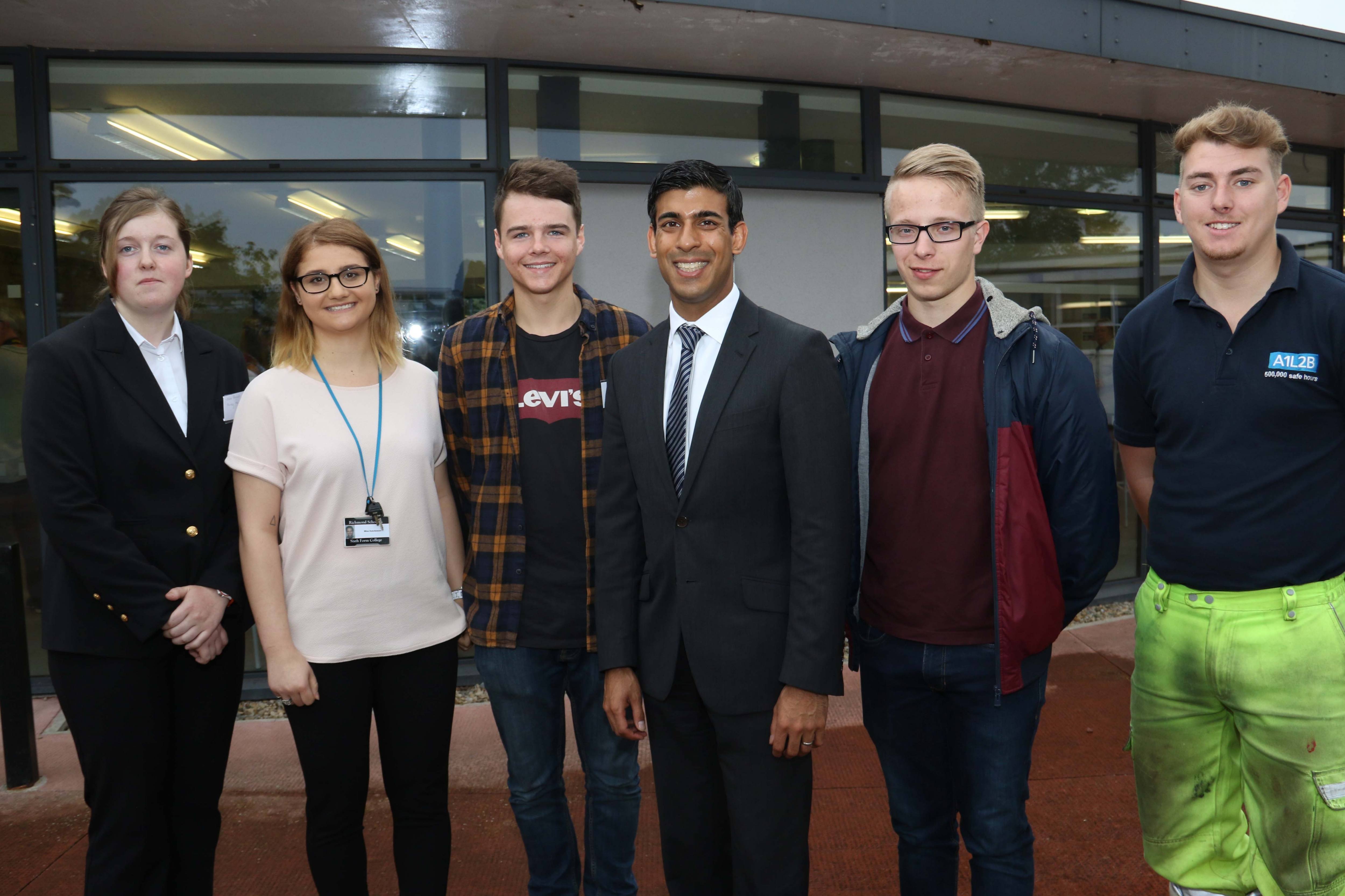 Government looks to adopt Rishi Sunak's apprenticeship initiative ...