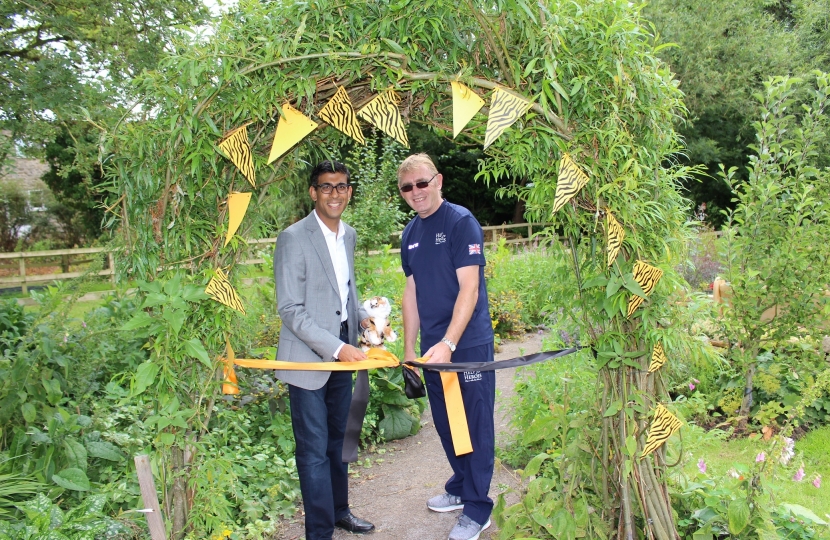 Rishi Sunak at Tunstall garden