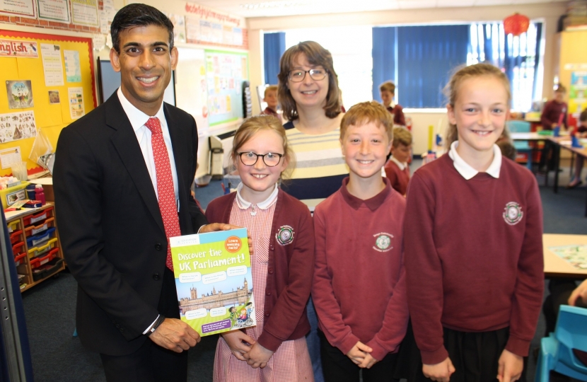 Rishi Sunak at Thornton Watlass school