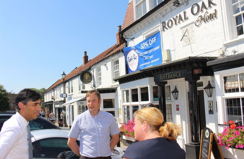 Rishi Sunak at the Royal Oak, Great Ayton