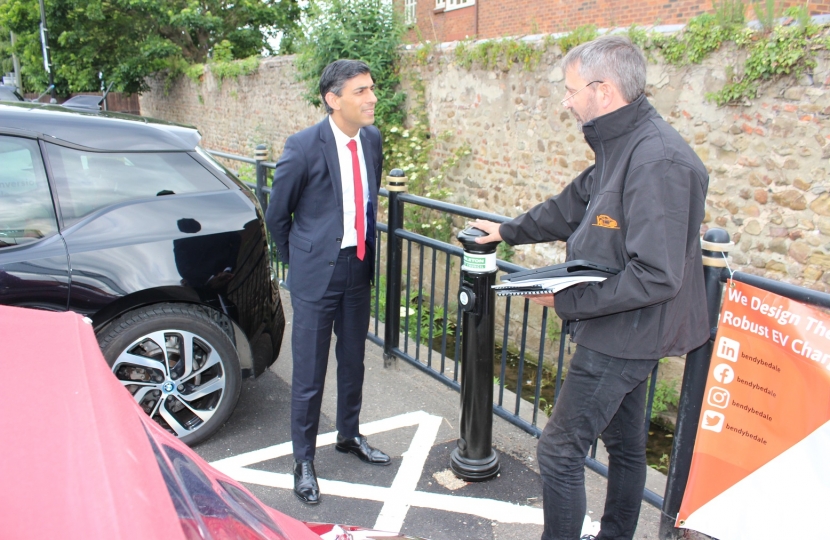 Rishi Sunak with the Bedale electric vehicle charging bollard