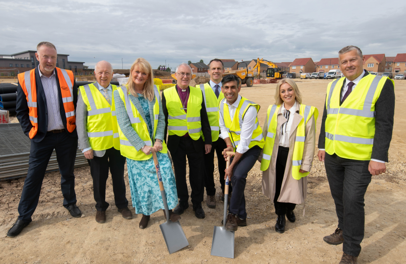 Rishi Sunak at North Northallerton primary school site