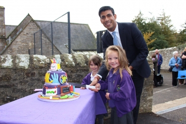 Rishi Sunak at Reeth school