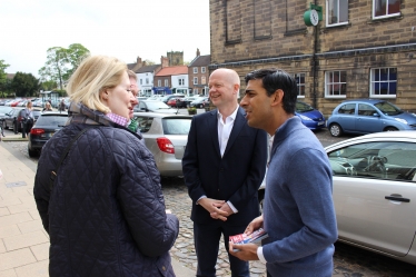 Rishi Sunak and William Hague