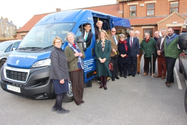 Rishi Sunak with Bedale Community Minibus